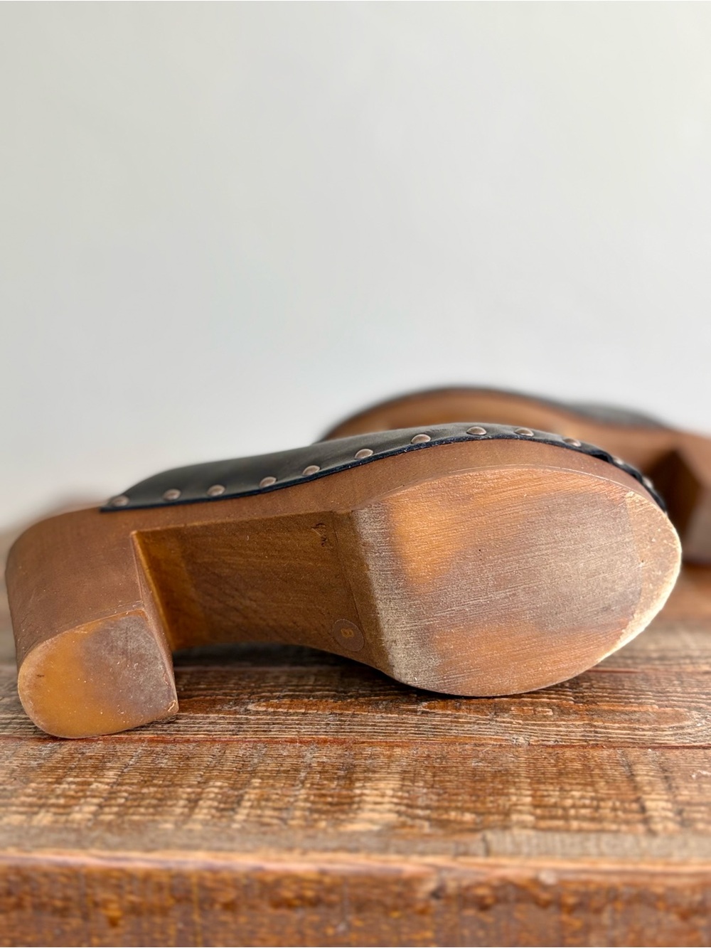 Seychelles Leather Clogs - Picture 8 of 16